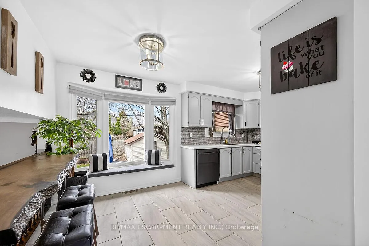 Photo 5 of 56 Hummingbird Lane, Hamilton, Bruleville — HOMEH