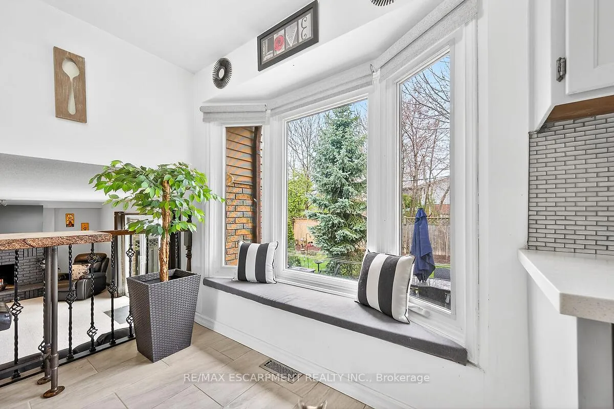 Photo 11 of 56 Hummingbird Lane, Hamilton, Bruleville — HOMEH