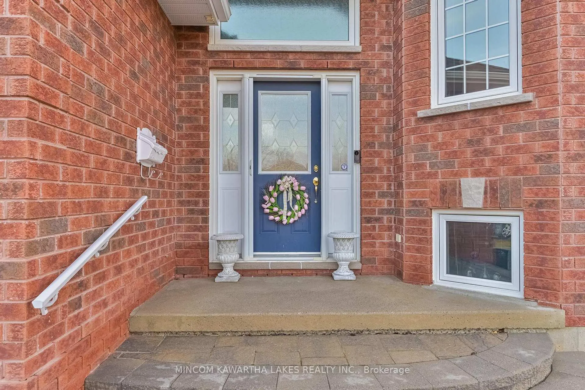 Photo 2 of 218 Lorne Court, Selwyn — HOMEH