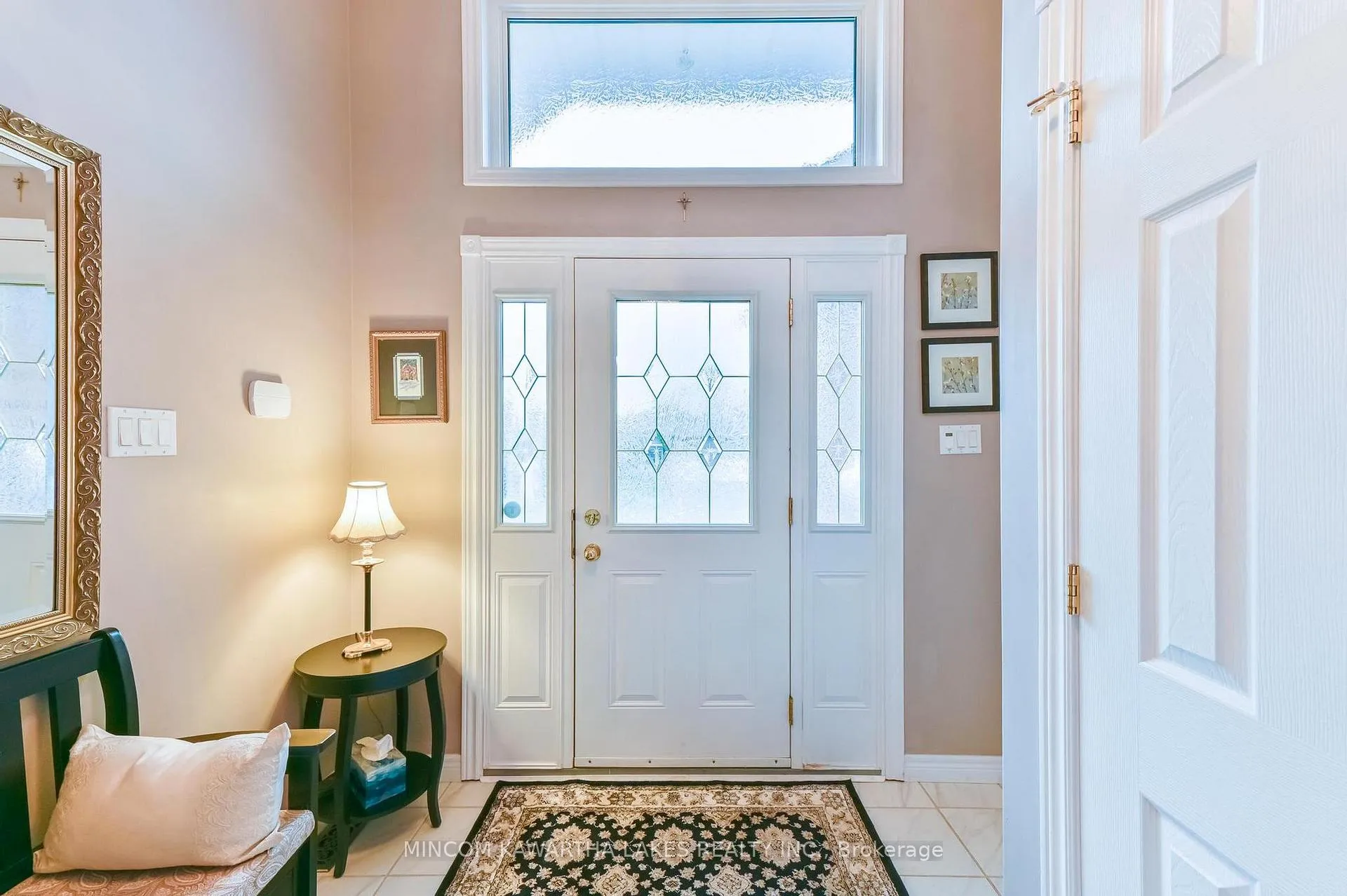 Photo 3 of 218 Lorne Court, Selwyn — HOMEH