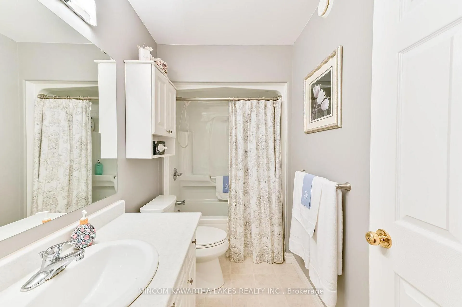 Photo 21 of 218 Lorne Court, Selwyn — HOMEH