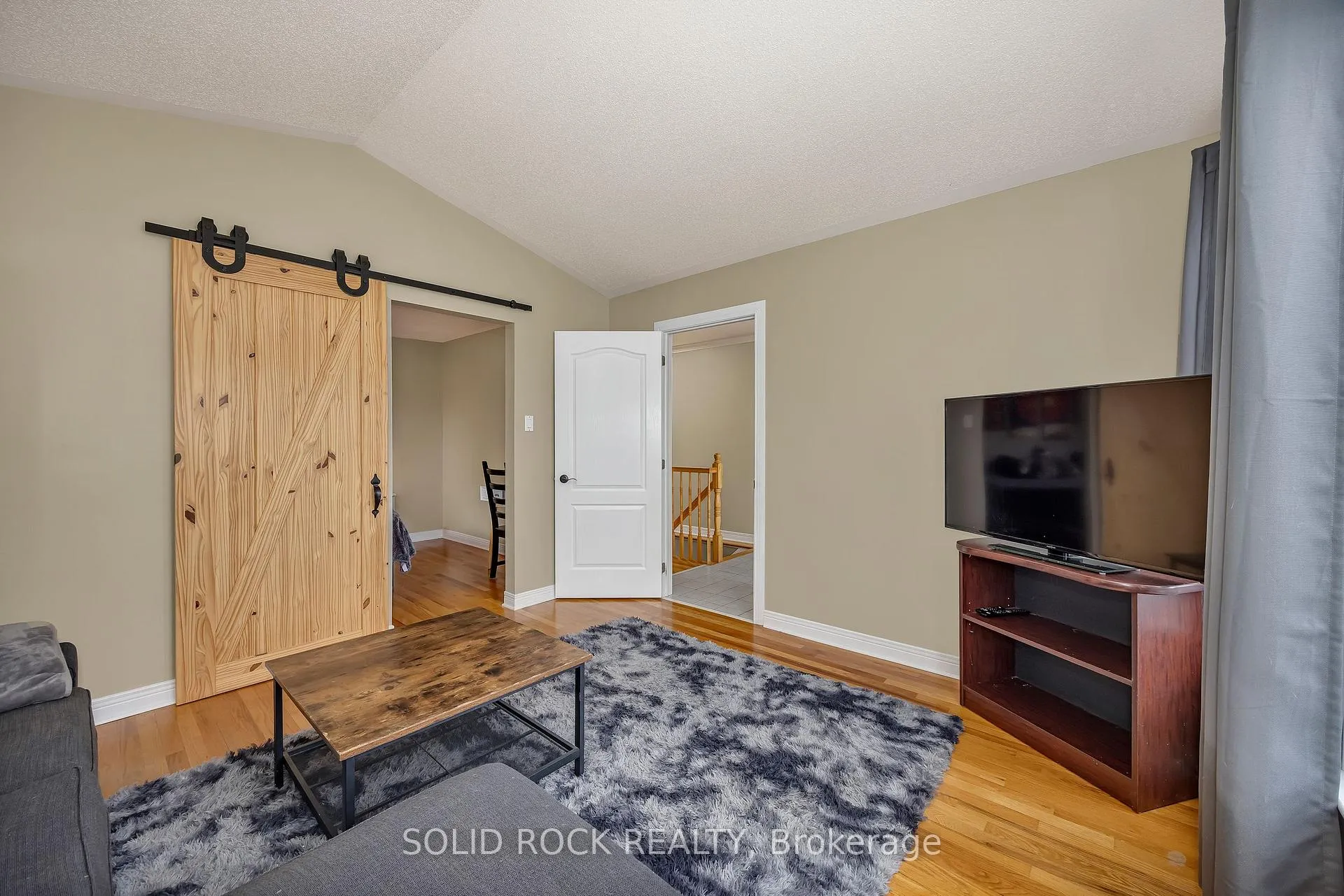 Photo 14 of 2 Newborough Crescent, Ottawa, Barrhaven East — HOMEH