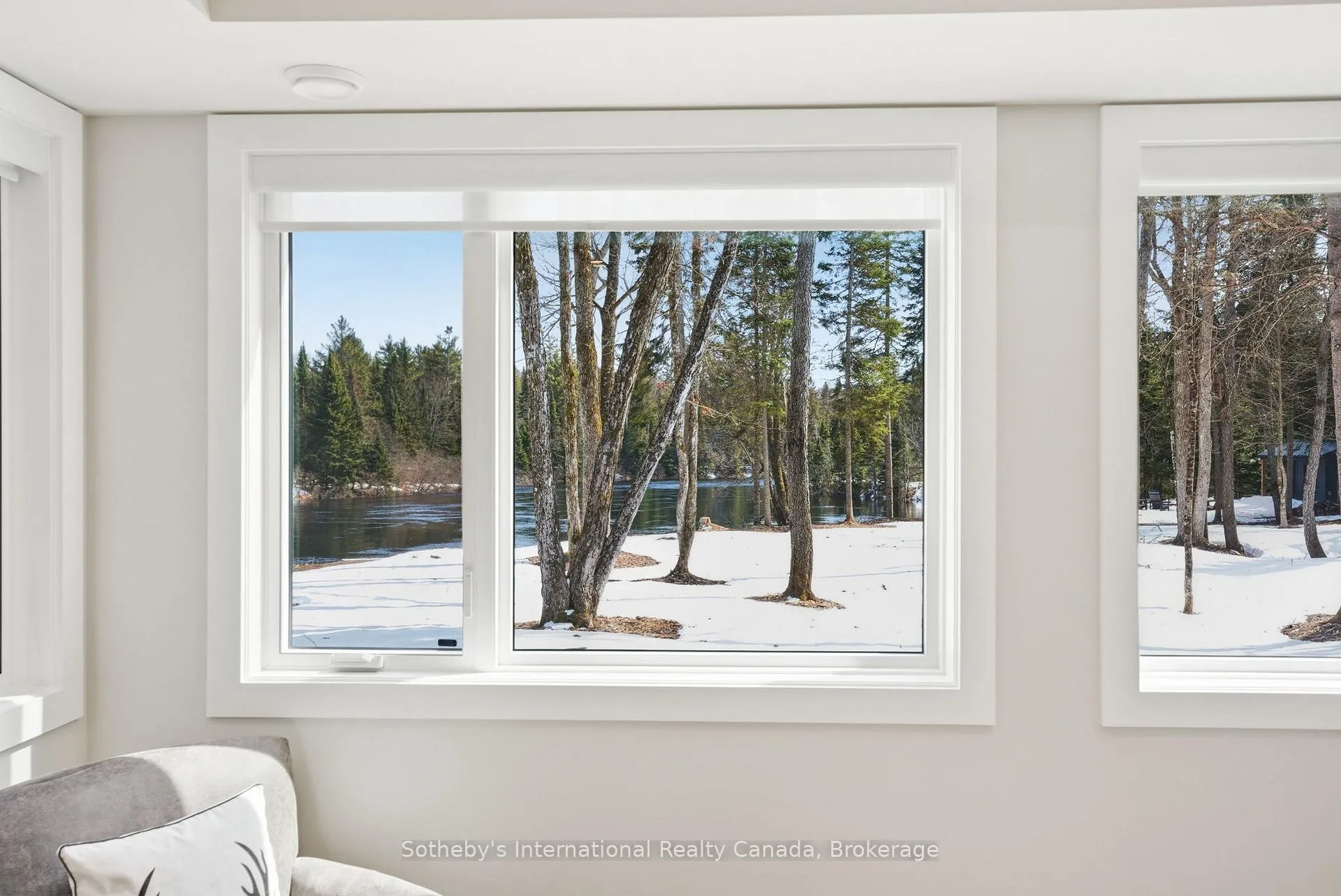 Photo 19 of 26 Mcgregor Way, Bracebridge, Macaulay — HOMEH