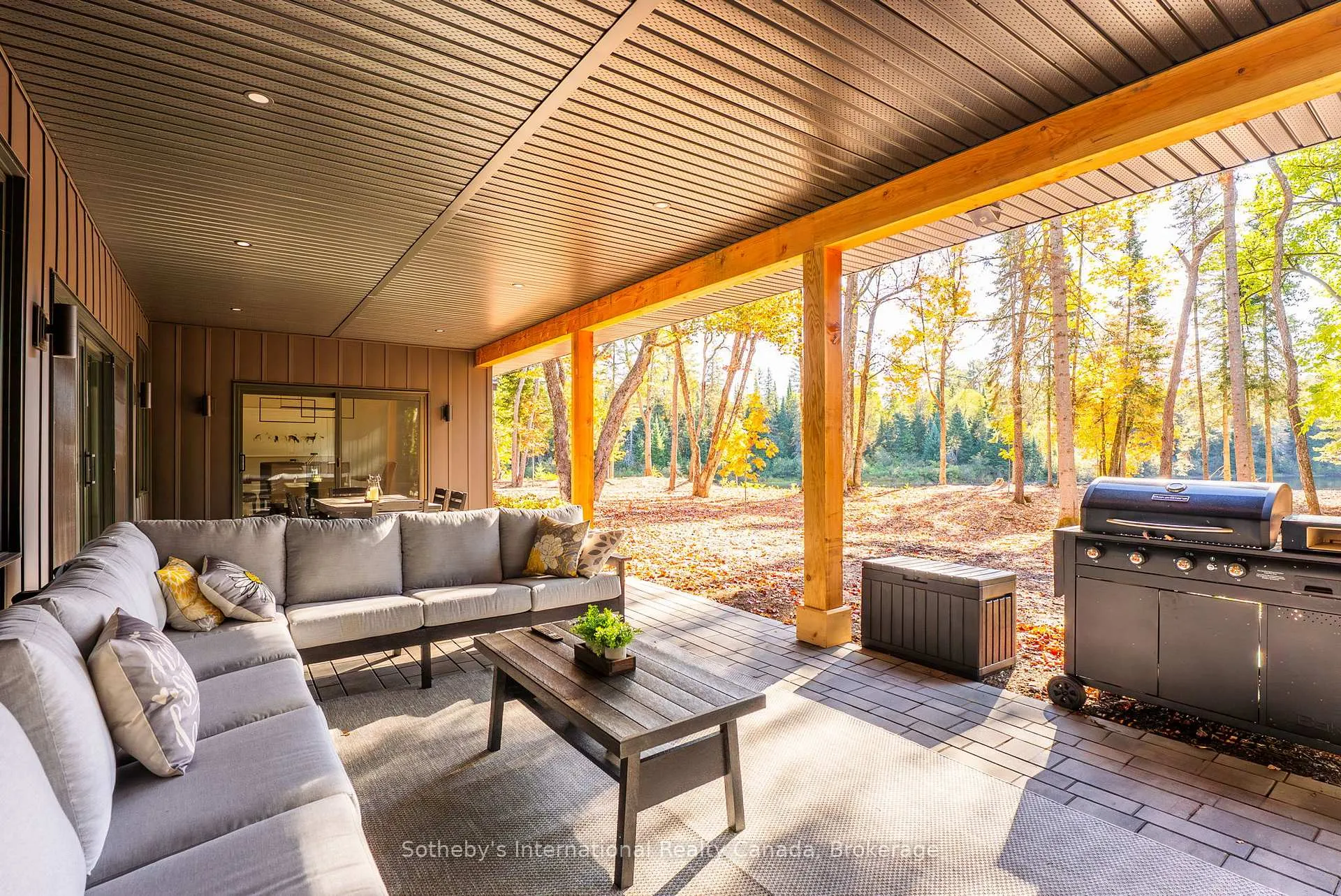 Photo 40 of 26 Mcgregor Way, Bracebridge, Macaulay — HOMEH