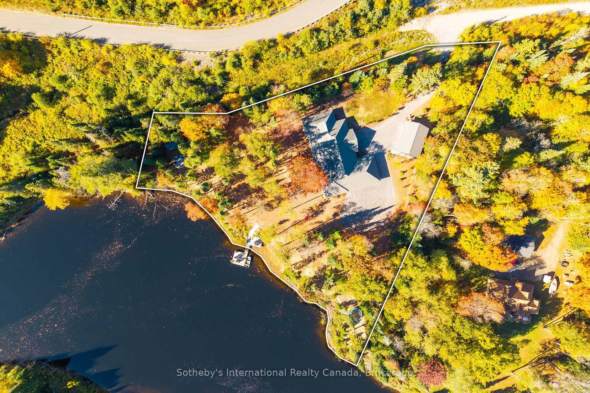 Photo 48 of 26 Mcgregor Way, Bracebridge, Macaulay — HOMEH