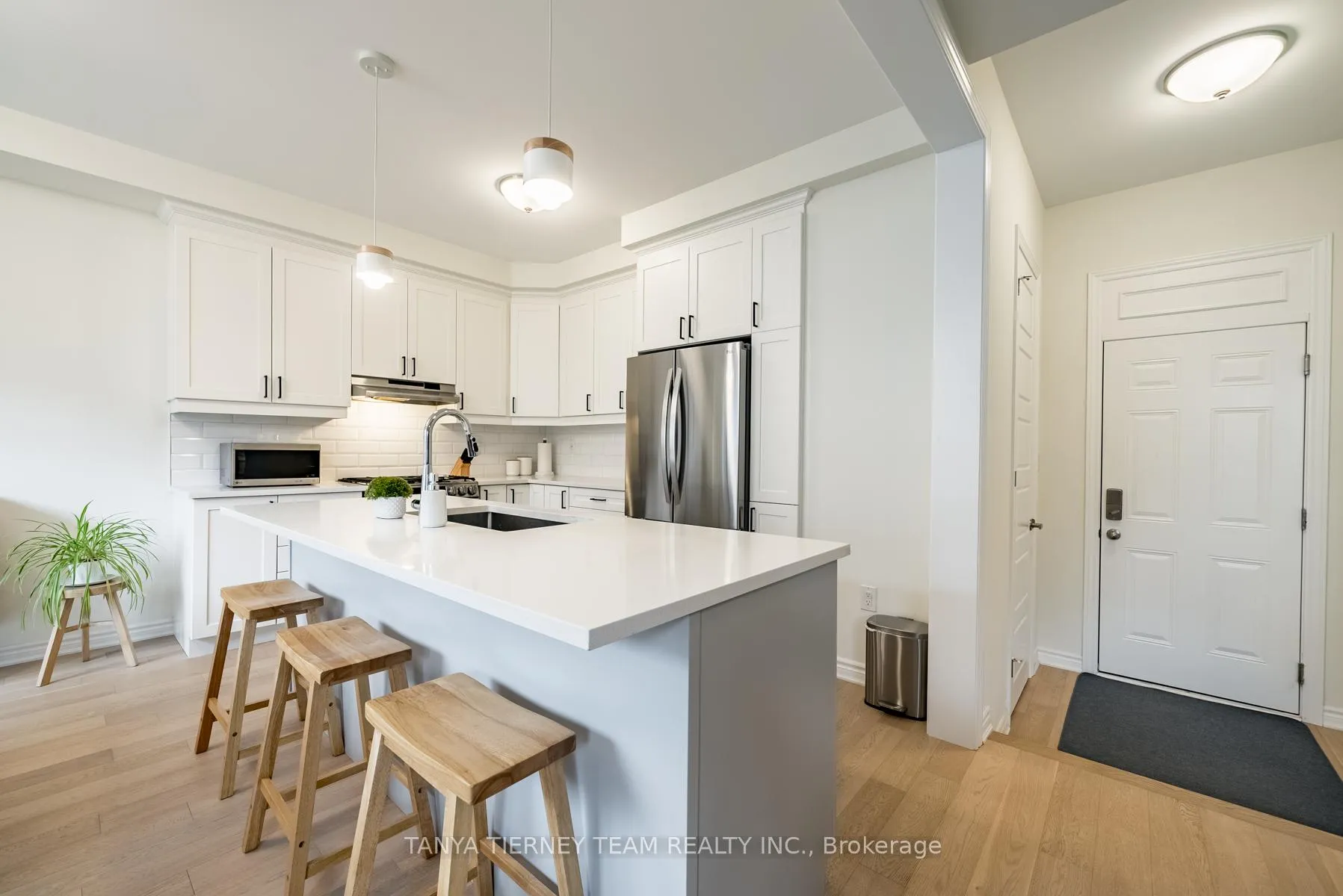 Photo 15 of 24 Lockyer Drive, Whitby, Lynde Creek — HOMEH
