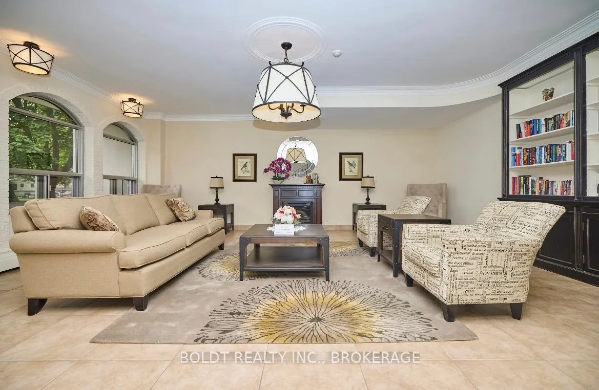 Photo 9 of Unit 409, 365 Geneva Street, St. Catharines, Fairview — HOMEH