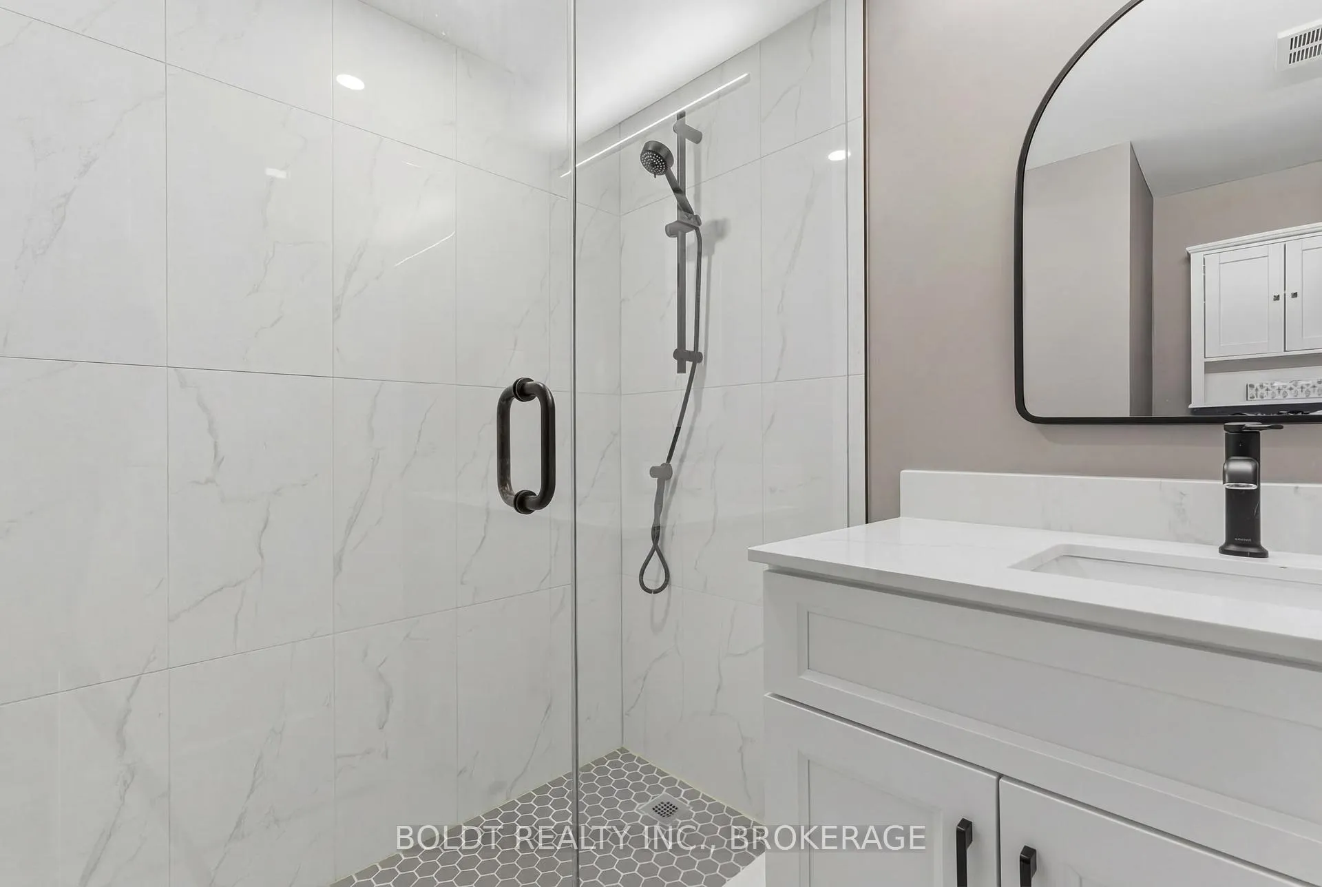 Photo 28 of Unit 409, 365 Geneva Street, St. Catharines, Fairview — HOMEH