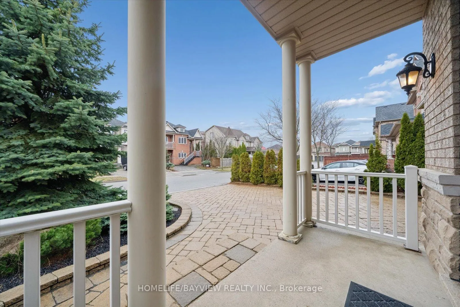 Photo 3 of 15 Maple Forest Drive, Vaughan, Rural Vaughan — HOMEH