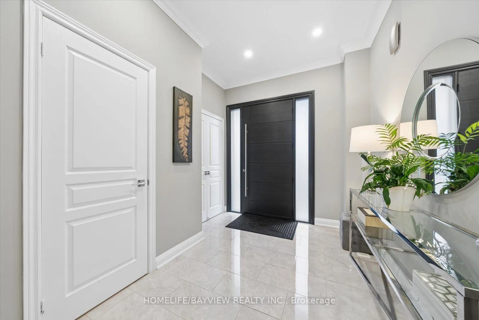 Photo 5 of 15 Maple Forest Drive, Vaughan, Rural Vaughan — HOMEH