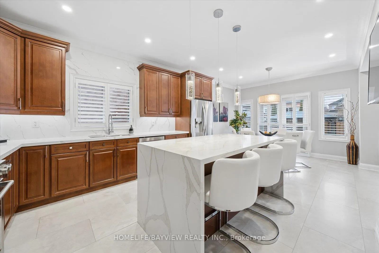 Photo 11 of 15 Maple Forest Drive, Vaughan, Rural Vaughan — HOMEH