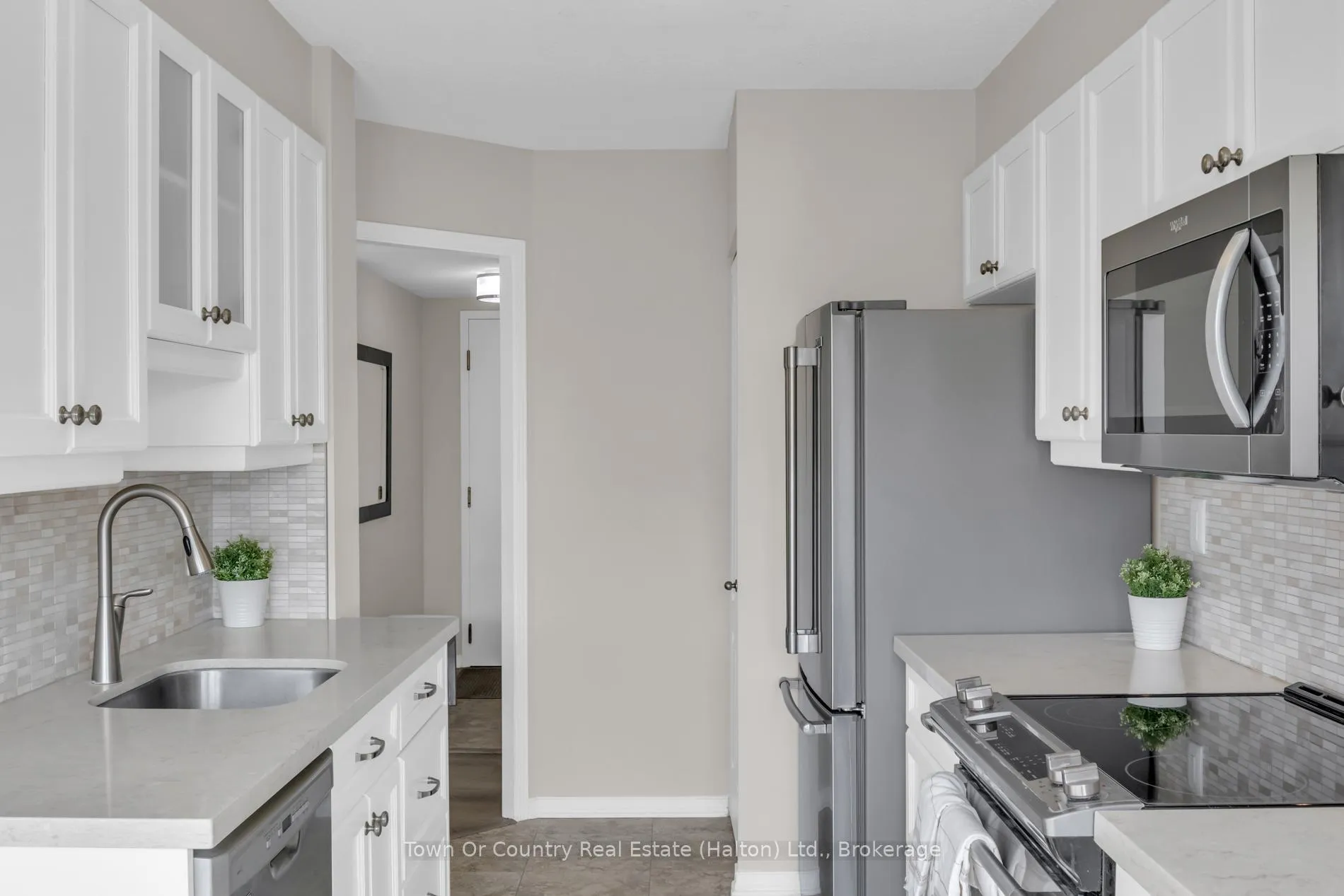 Photo 14 of Unit 509, 100 Millside Drive, Milton, Old Milton — HOMEH