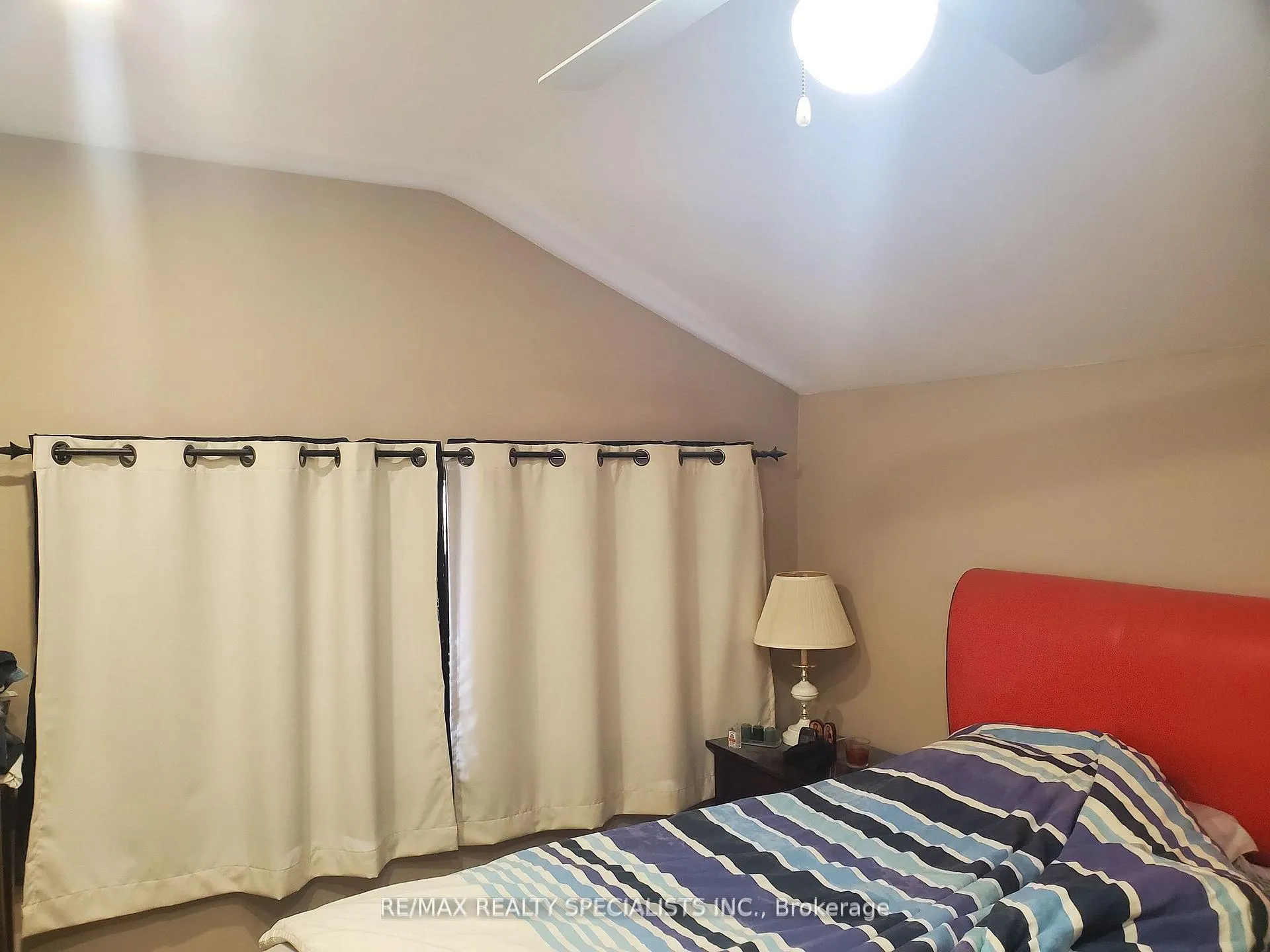 Photo 3 of Unit Upper, 21 Burgby Avenue, Brampton, Northwood Park — HOMEH