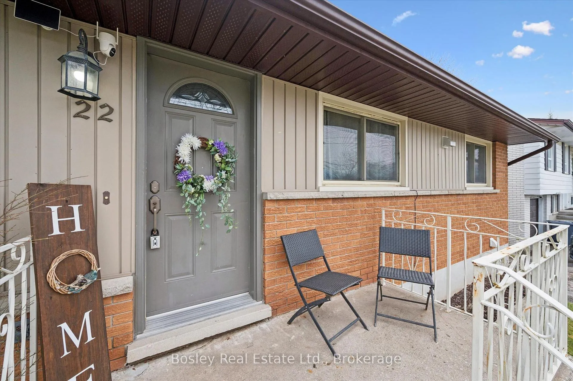 Photo 5 of 22 Delaware Avenue, Guelph, Victoria North — HOMEH