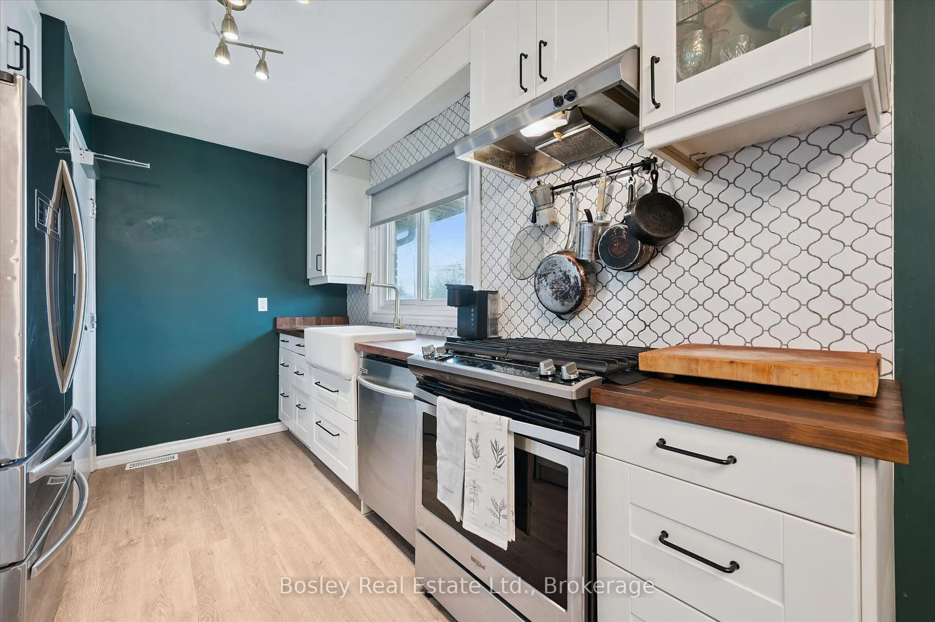 Photo 13 of 22 Delaware Avenue, Guelph, Victoria North — HOMEH