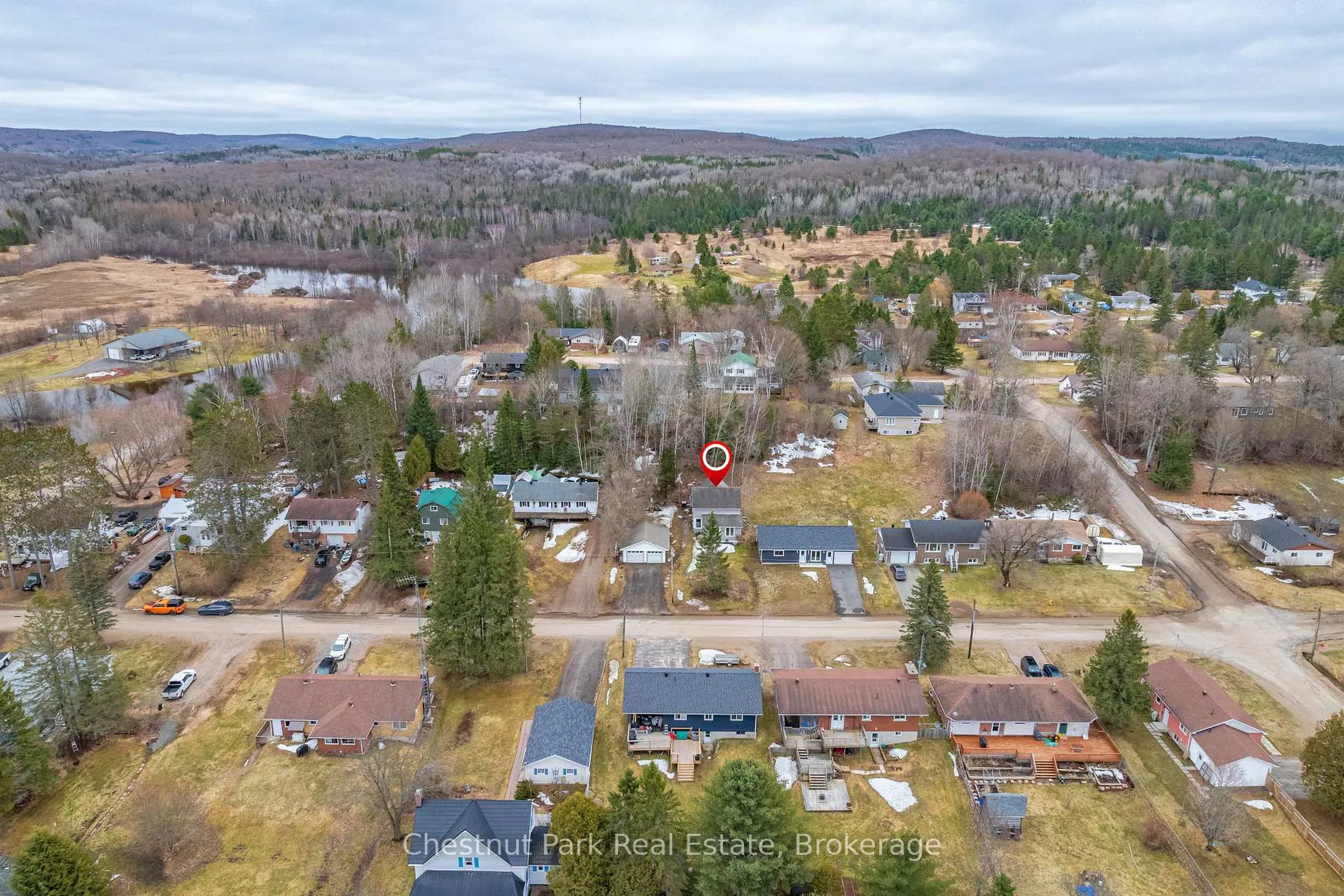 Photo 32 of 96 James Street, Burk's Falls — HOMEH