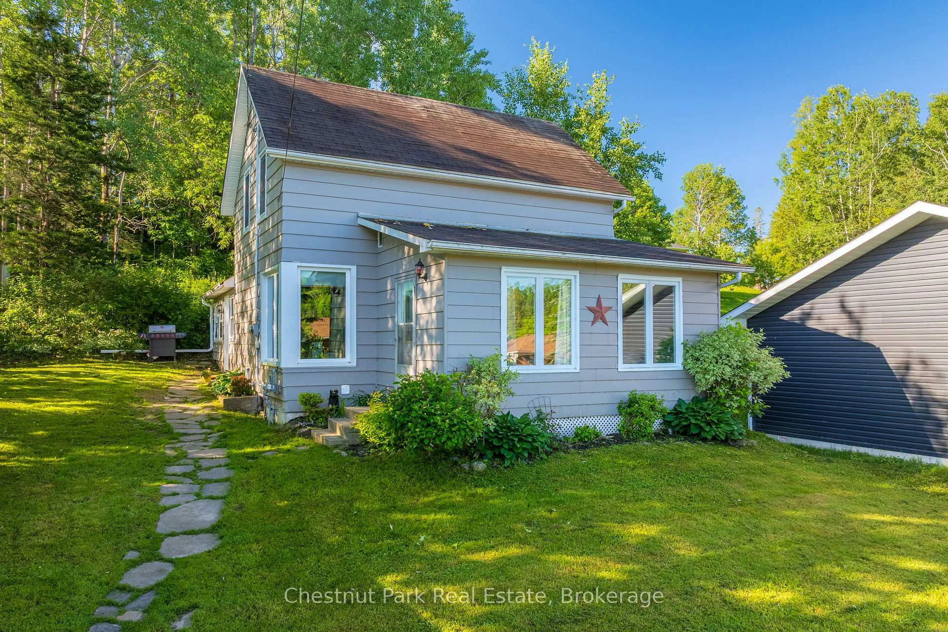 Photo 5 of 96 James Street, Burk's Falls — HOMEH