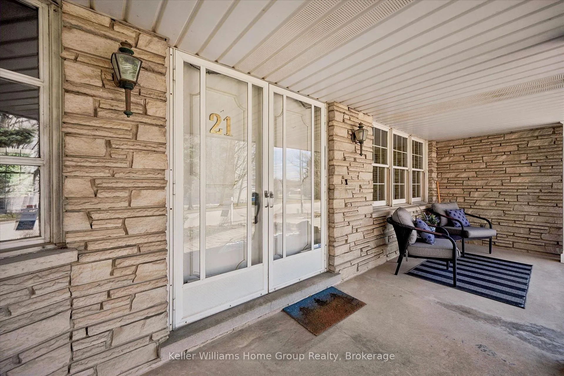 Photo 5 of 21 Honey Crescent, Guelph, Dovercliffe Park/Old University — HOMEH