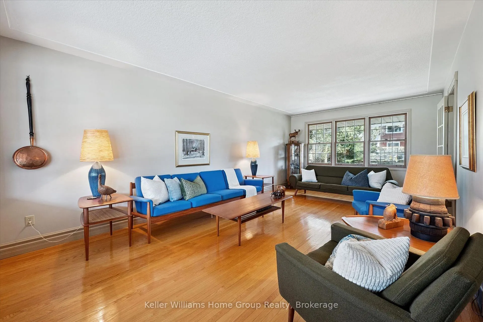 Photo 8 of 21 Honey Crescent, Guelph, Dovercliffe Park/Old University — HOMEH