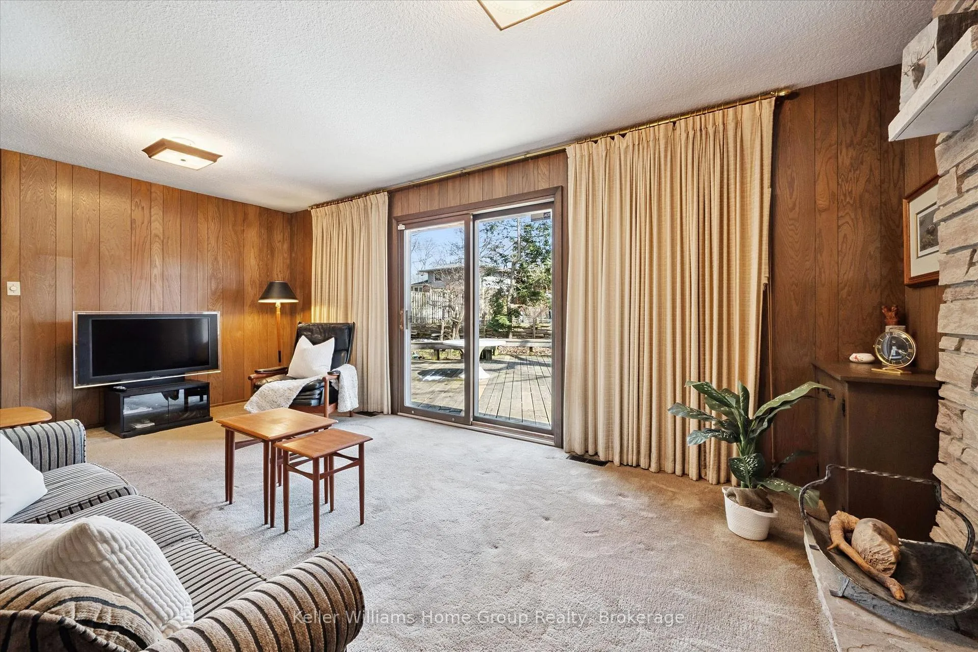 Photo 18 of 21 Honey Crescent, Guelph, Dovercliffe Park/Old University — HOMEH