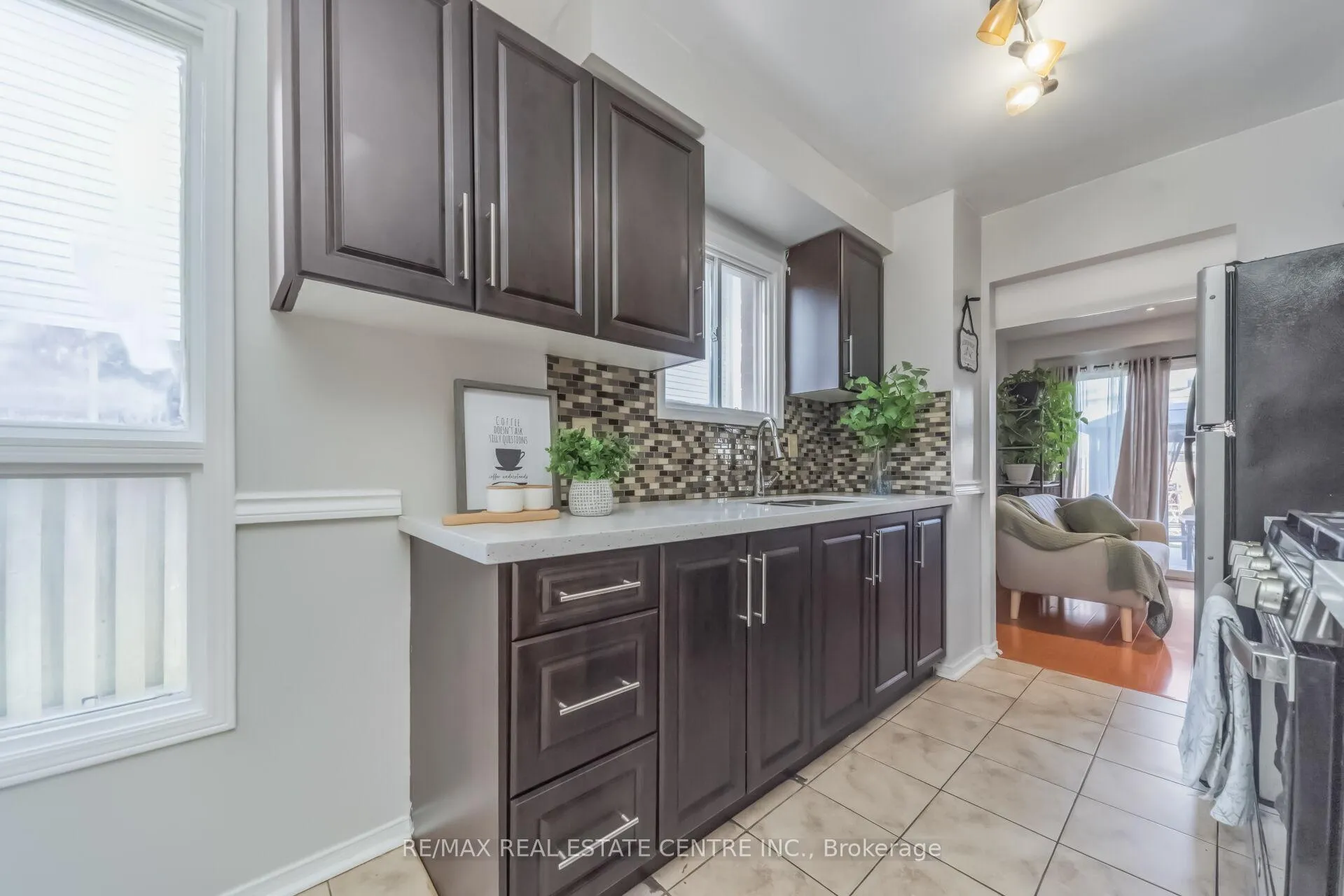 Photo 23 of 87 Timberlane Drive E, Brampton, Fletcher's Creek South — HOMEH