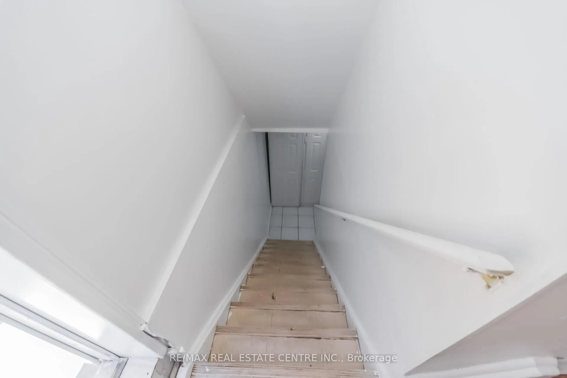 Photo 38 of 87 Timberlane Drive E, Brampton, Fletcher's Creek South — HOMEH