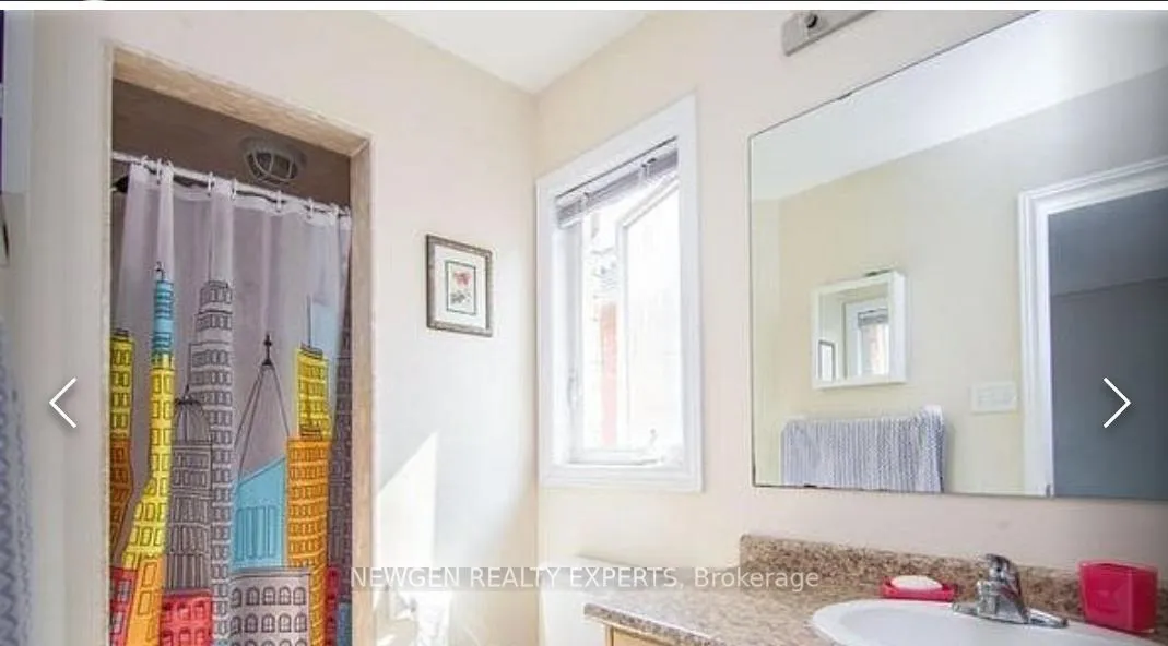 Photo 16 of 22 Frenchpark Circle, Brampton, Credit Valley — HOMEH