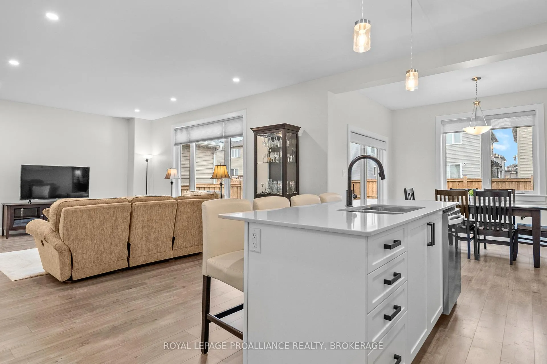 Photo 19 of 127 Brennan Crescent, Loyalist, Odessa — HOMEH