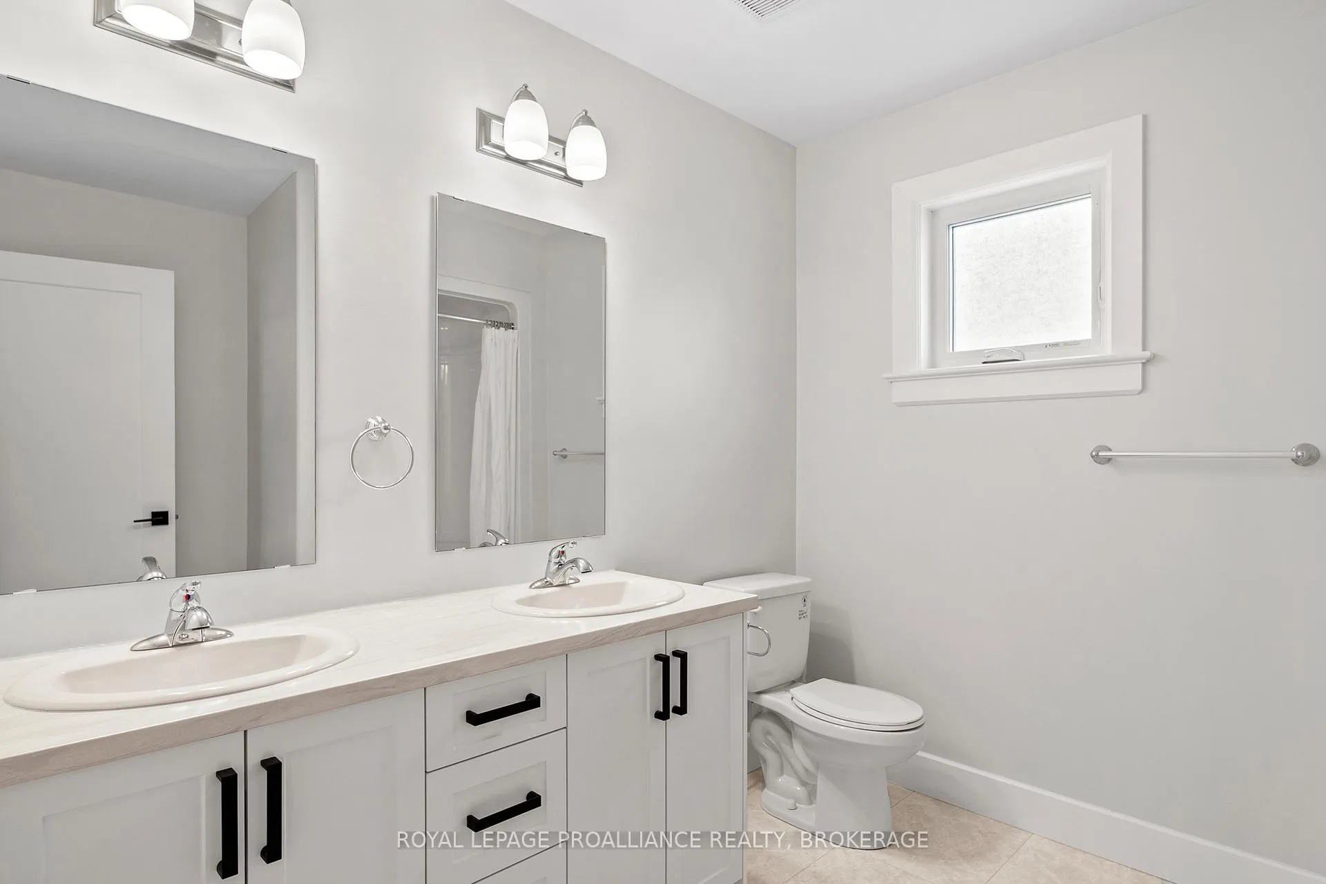 Photo 29 of 127 Brennan Crescent, Loyalist, Odessa — HOMEH