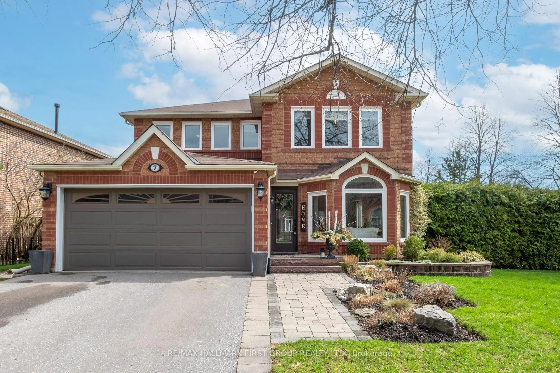 Photo 2 of 7 Foakes Drive, Ajax, Central West — HOMEH