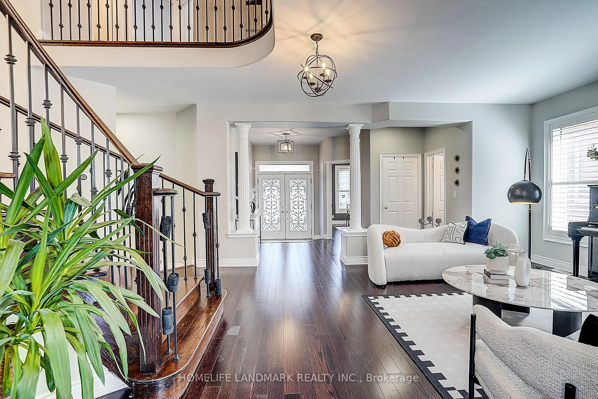 Photo 3 of 42 Hogaboom Avenue, Aurora, Bayview Northeast — HOMEH