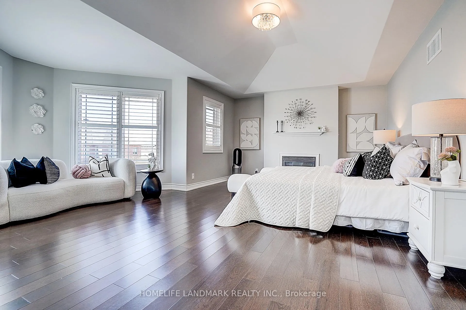 Photo 19 of 42 Hogaboom Avenue, Aurora, Bayview Northeast — HOMEH