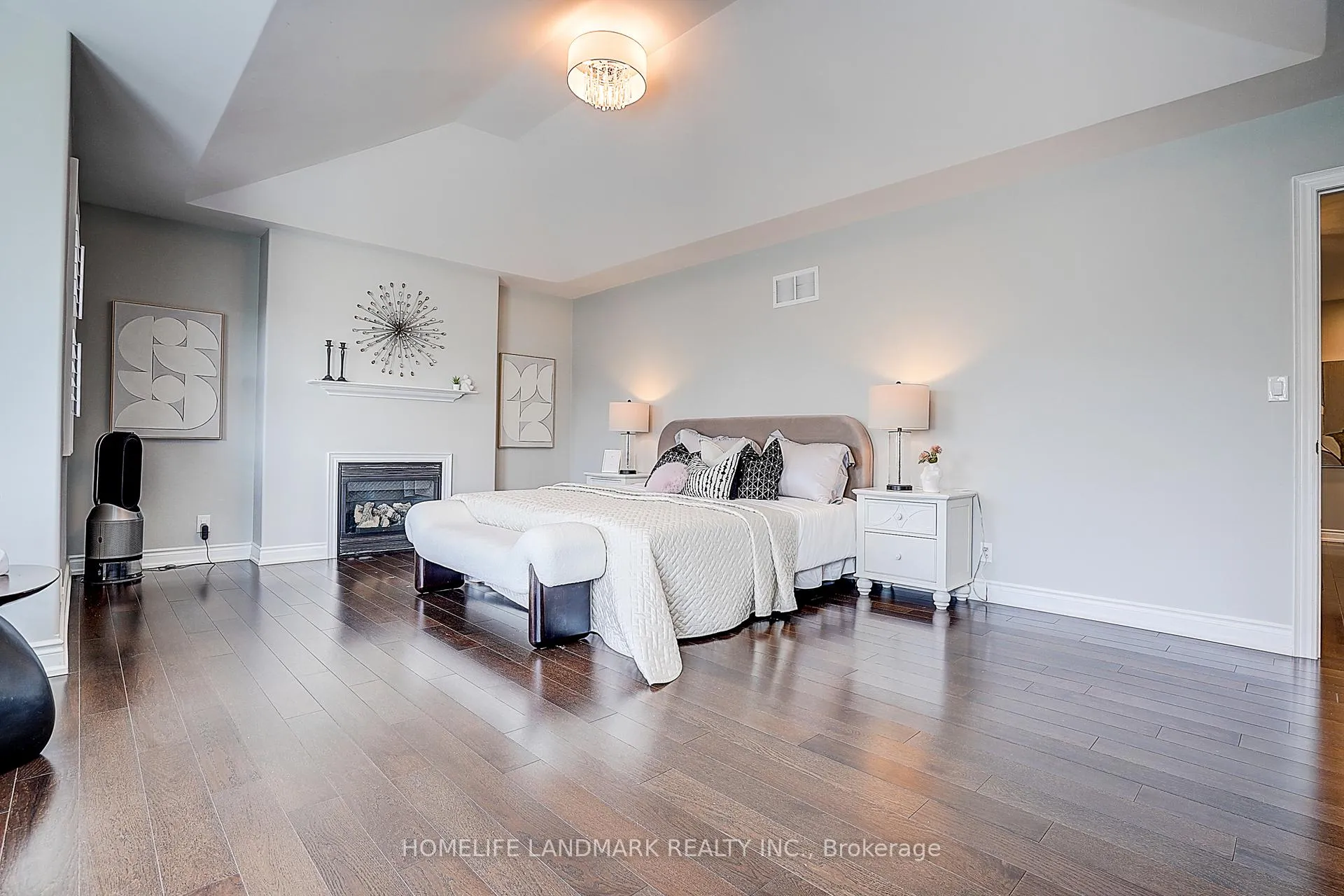 Photo 20 of 42 Hogaboom Avenue, Aurora, Bayview Northeast — HOMEH