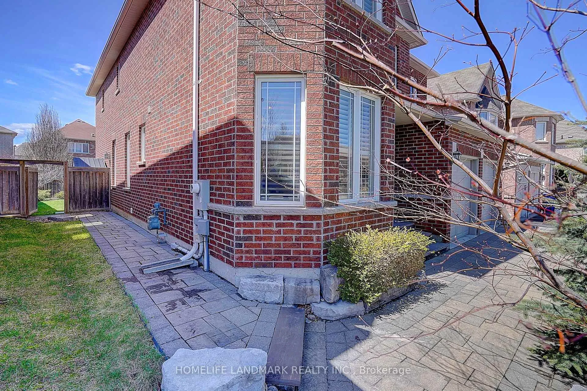 Photo 36 of 42 Hogaboom Avenue, Aurora, Bayview Northeast — HOMEH