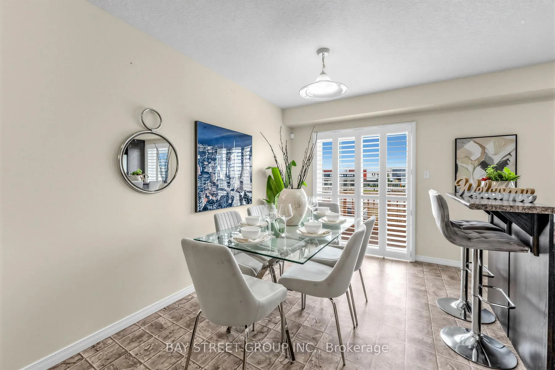 Photo 9 of 1383 Countrystone Drive, Kitchener — HOMEH