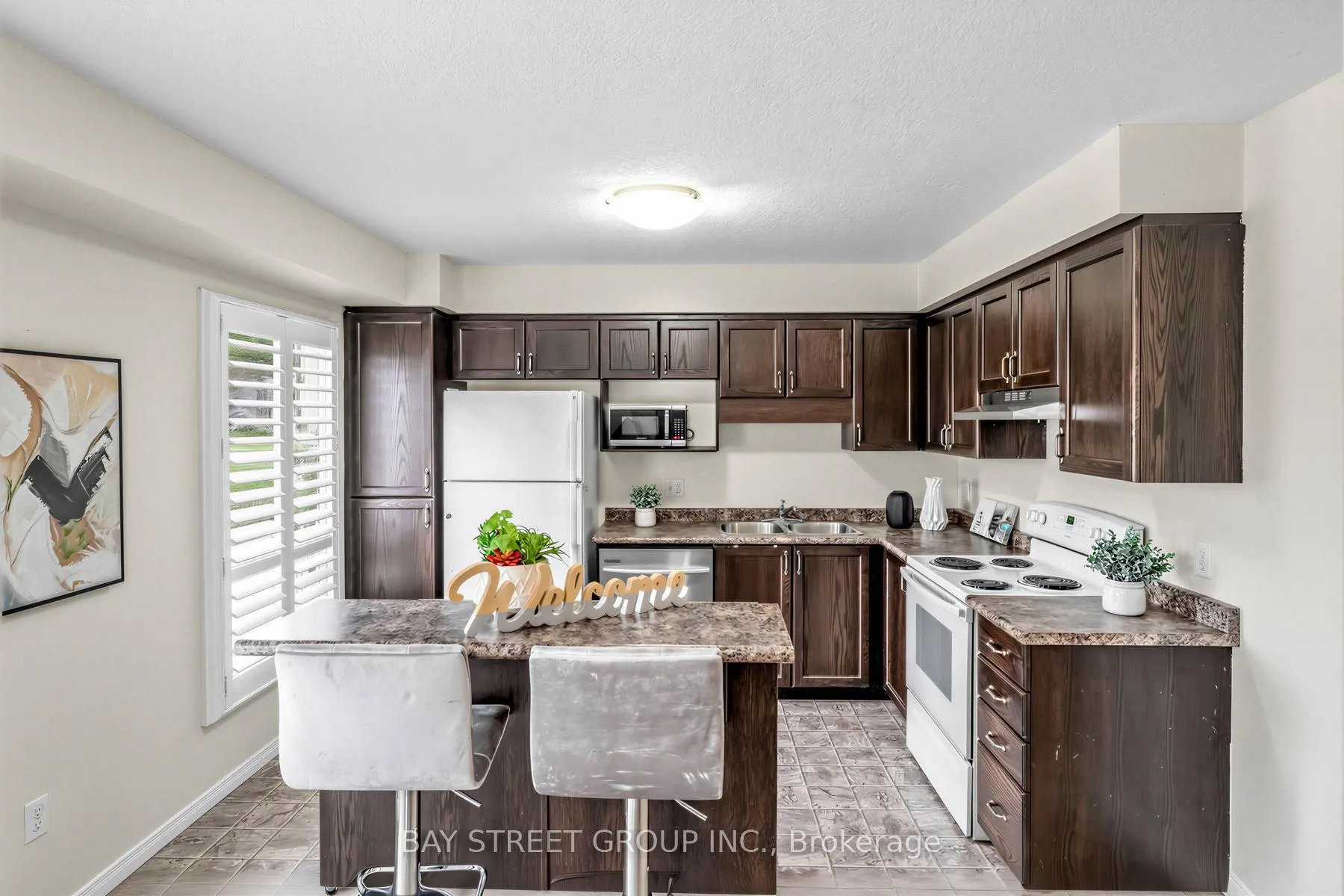 Photo 10 of 1383 Countrystone Drive, Kitchener — HOMEH