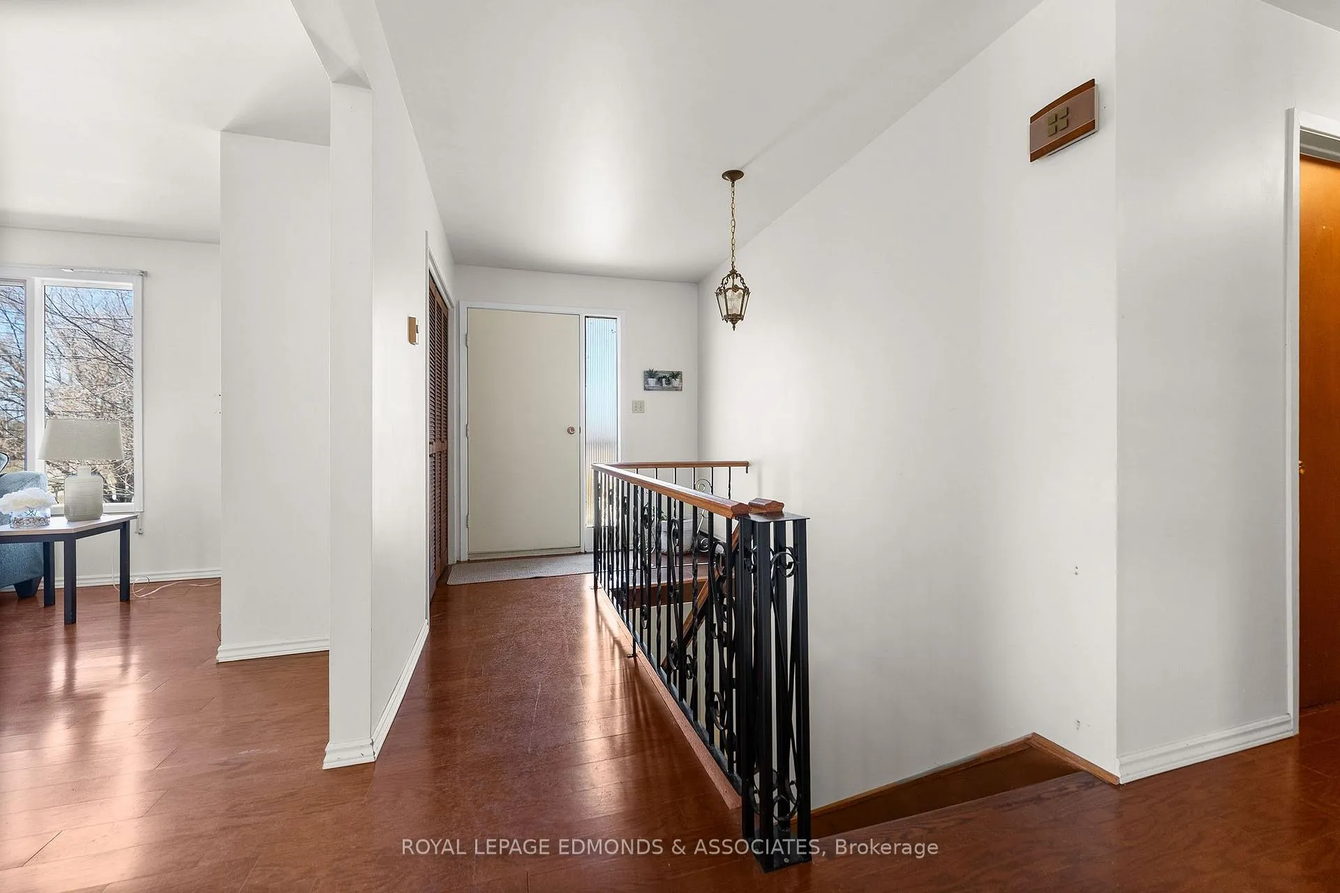 Photo 5 of 35 Harris Crescent, Whitewater Region, Beachburg — HOMEH