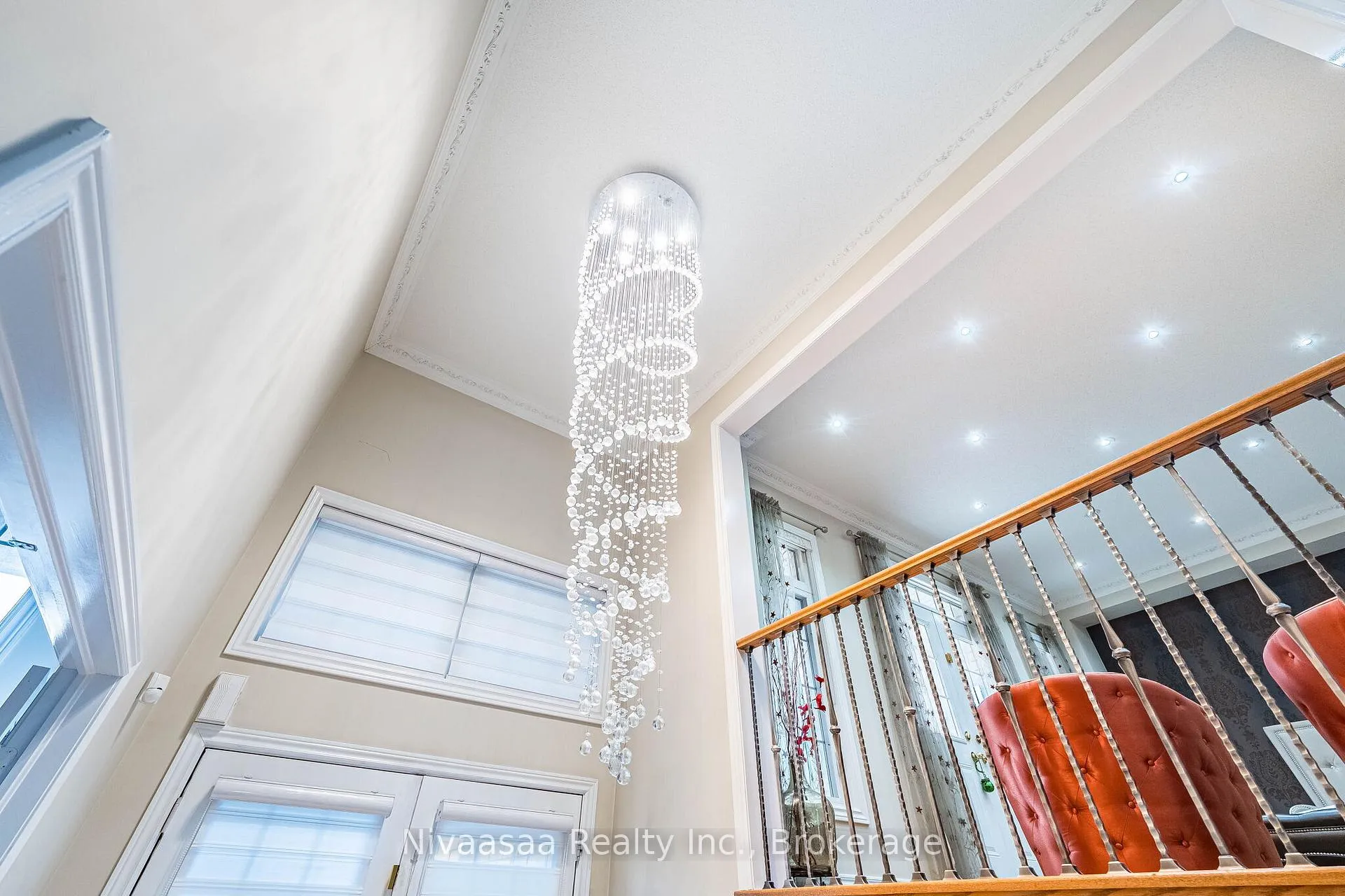 Photo 4 of 15 Picasso Drive, Brampton, Bram East — HOMEH
