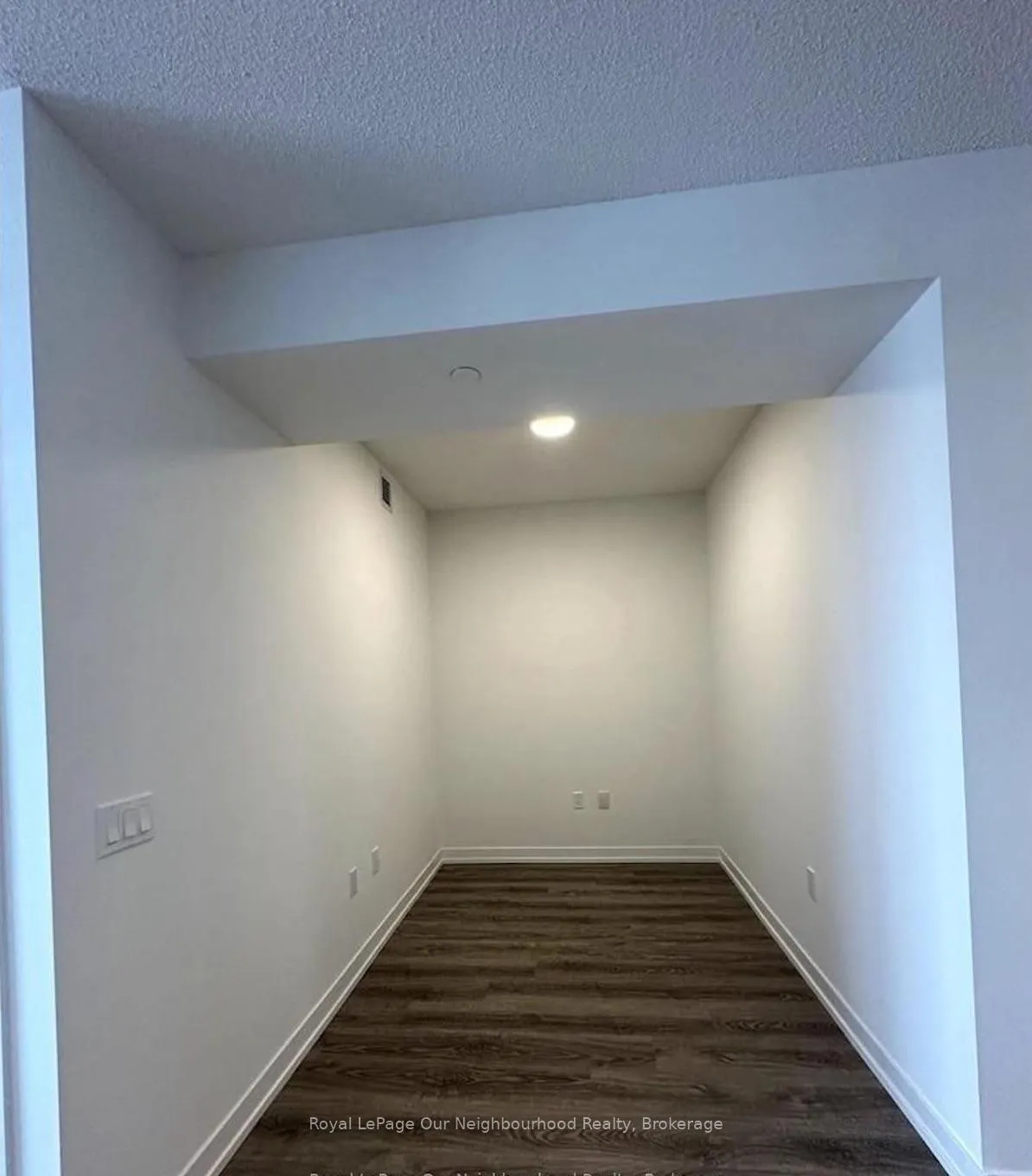 Photo 6 of Unit 3810, 195 Commerce Street, Vaughan, Vaughan Corporate Centre — HOMEH