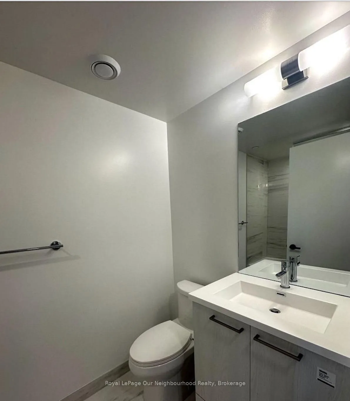 Photo 8 of Unit 3810, 195 Commerce Street, Vaughan, Vaughan Corporate Centre — HOMEH