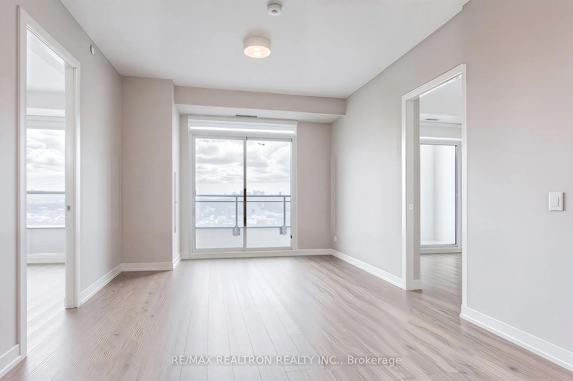Photo 3 of Unit 2507, 1 Grandview Avenue, Markham, Grandview — HOMEH