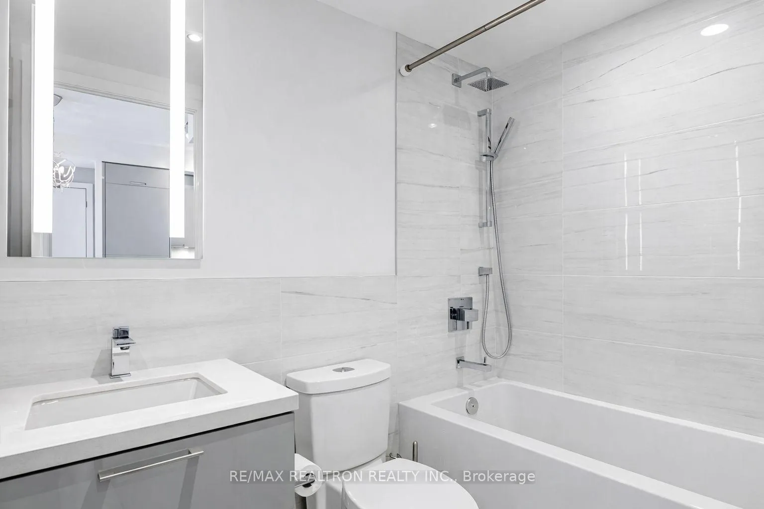 Photo 8 of Unit 2507, 1 Grandview Avenue, Markham, Grandview — HOMEH