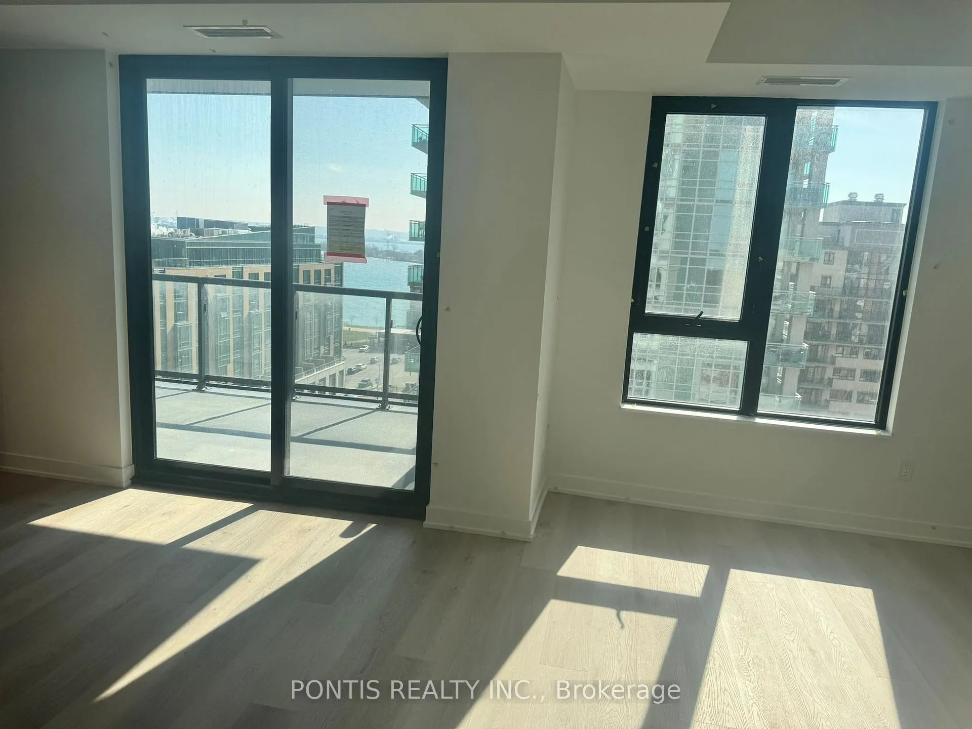 Photo 7 of Unit 1009, 2075 Lakeshore Road, Burlington, Brant — HOMEH