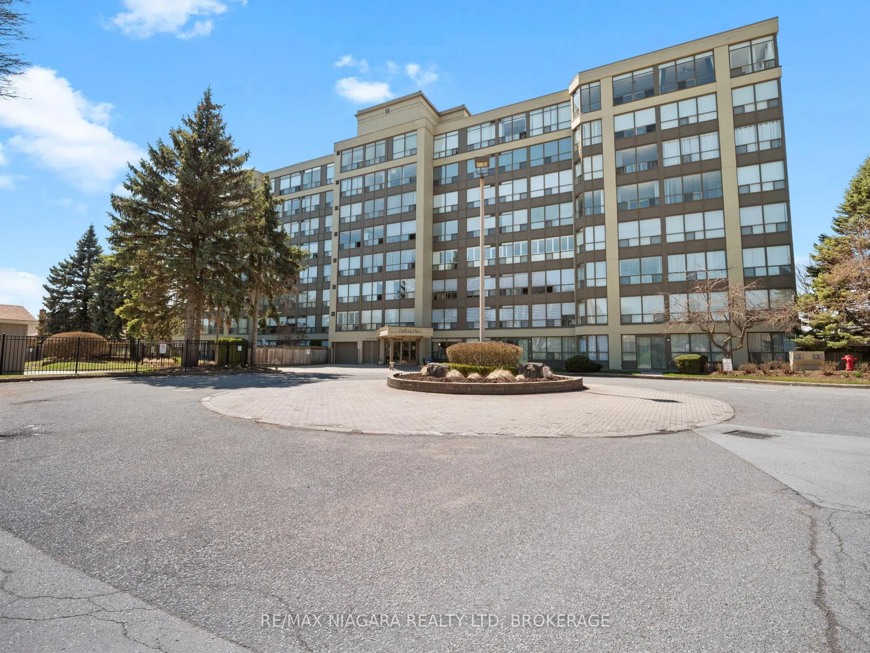Photo 9 of Unit 701, 5100 Dorchester Road, Niagara Falls, Morrison — HOMEH