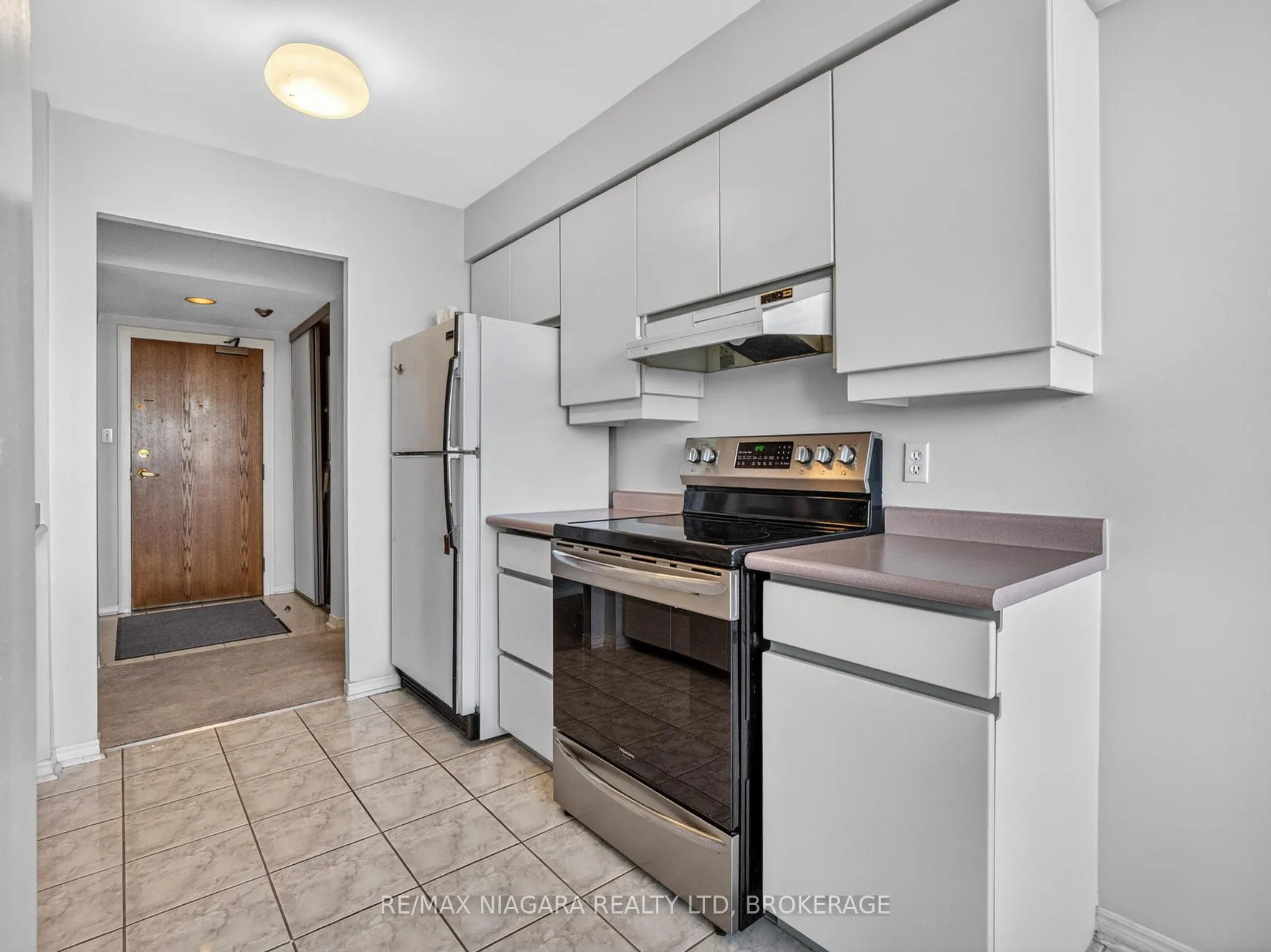 Photo 15 of Unit 701, 5100 Dorchester Road, Niagara Falls, Morrison — HOMEH