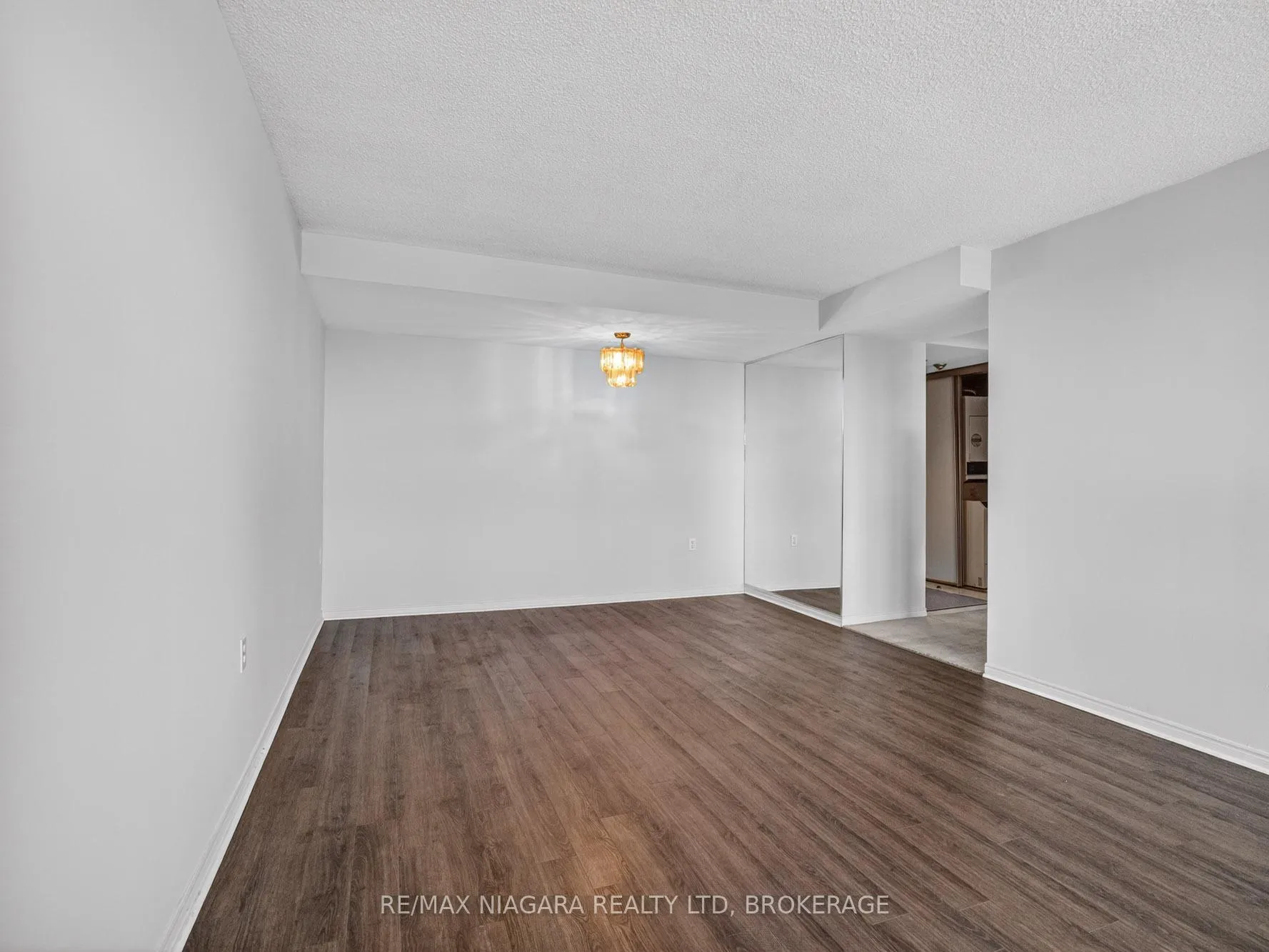 Photo 18 of Unit 701, 5100 Dorchester Road, Niagara Falls, Morrison — HOMEH