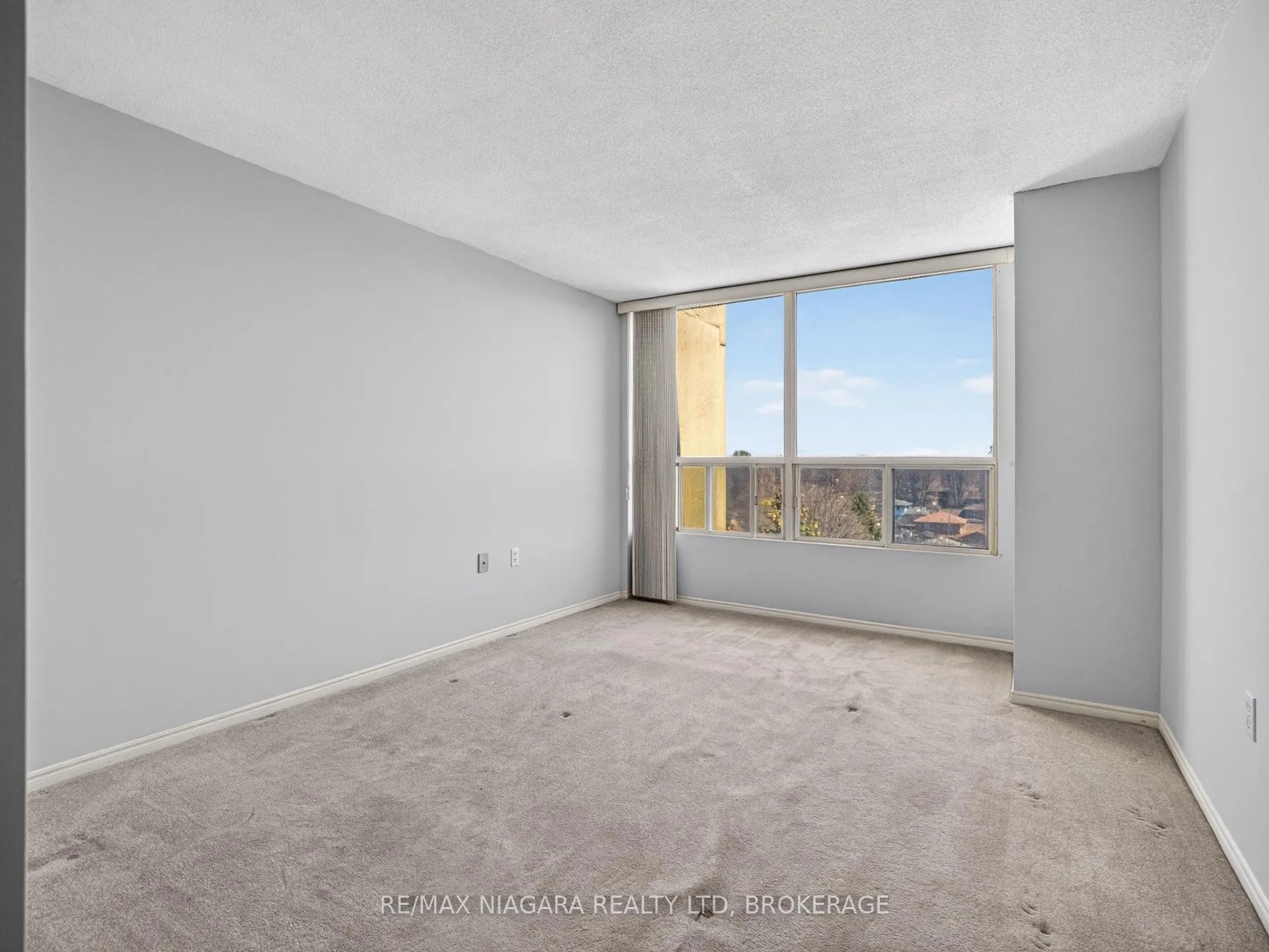 Photo 22 of Unit 701, 5100 Dorchester Road, Niagara Falls, Morrison — HOMEH