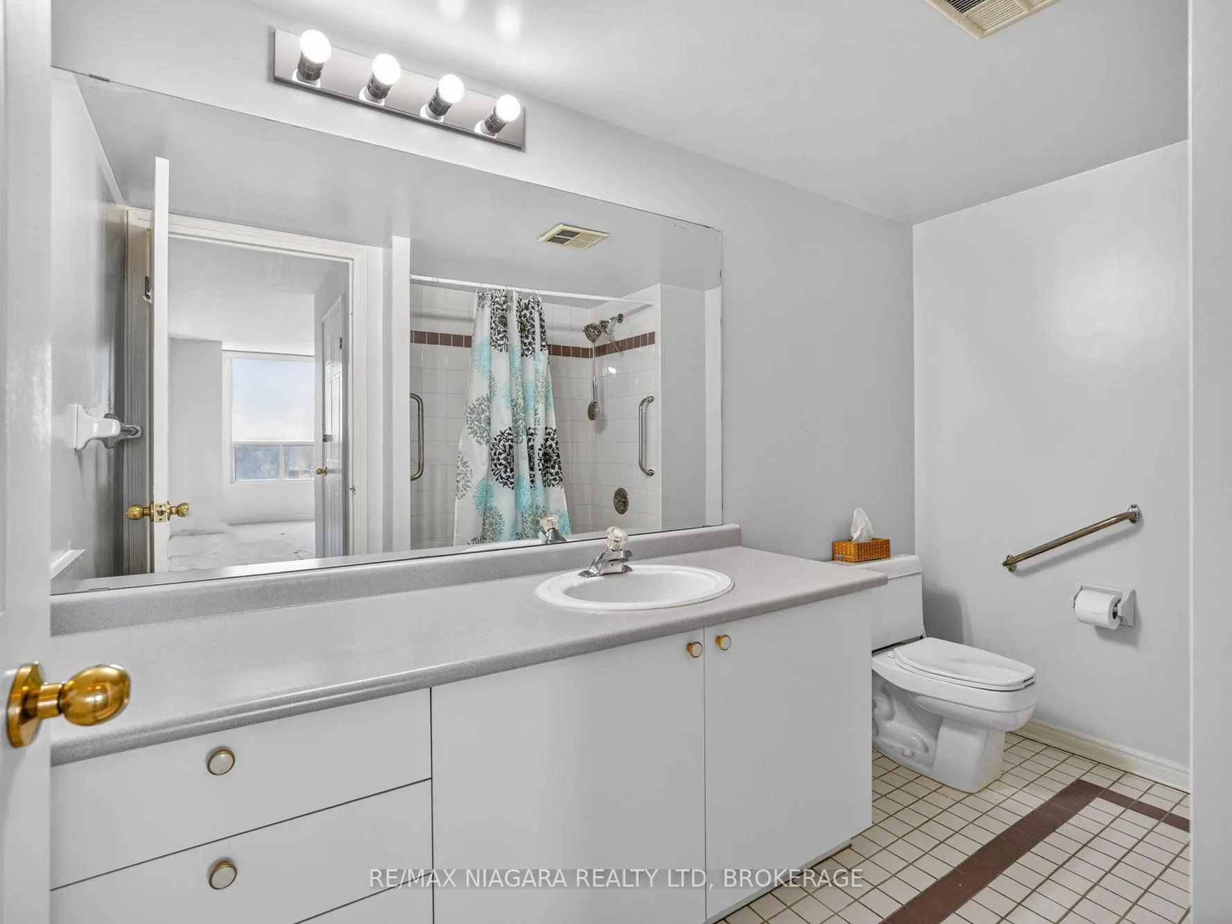 Photo 23 of Unit 701, 5100 Dorchester Road, Niagara Falls, Morrison — HOMEH