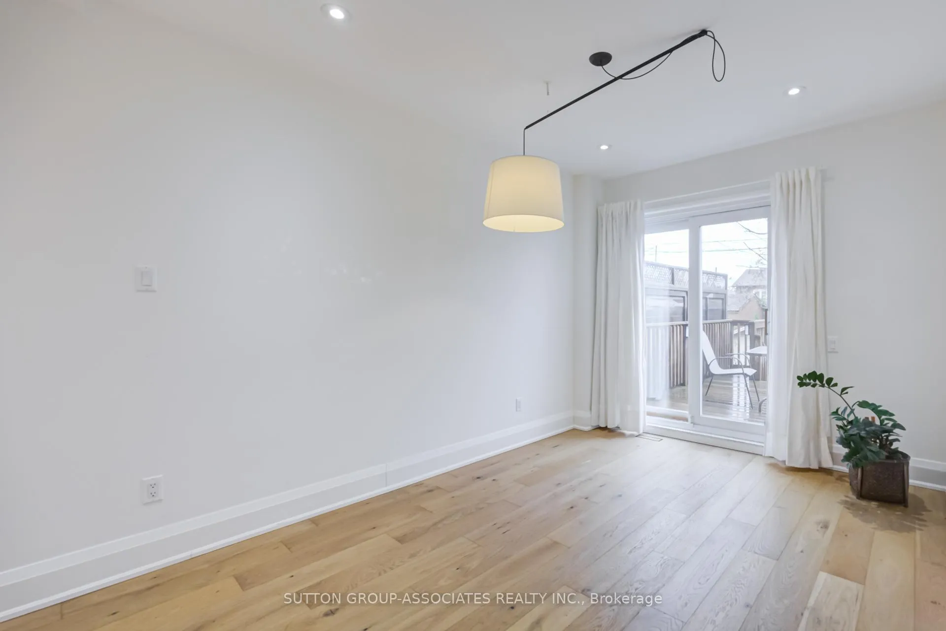 Photo 23 of Unit upper, 422 Rushton Road, Toronto, Humewood-Cedarvale — HOMEH