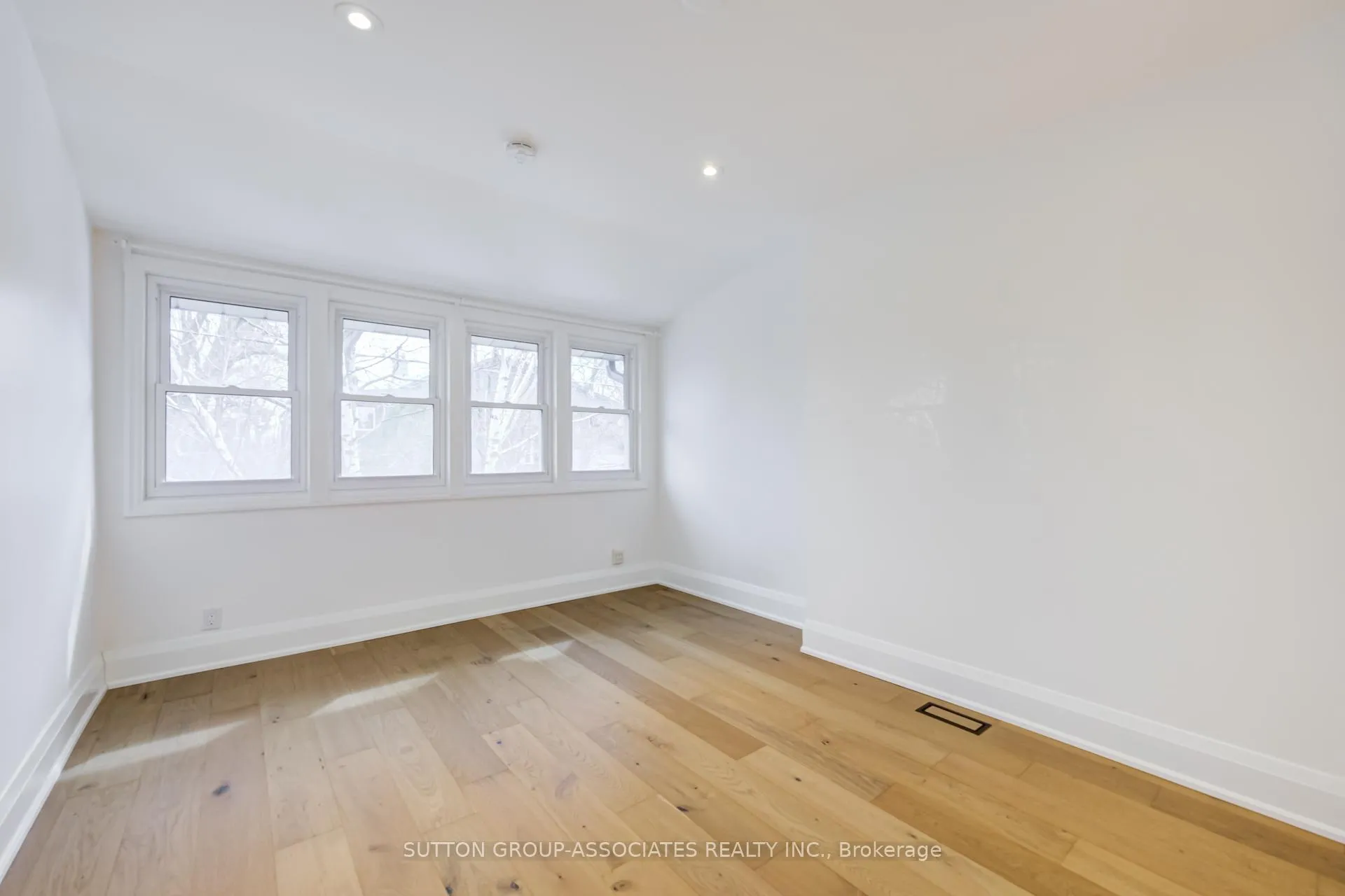 Photo 28 of Unit upper, 422 Rushton Road, Toronto, Humewood-Cedarvale — HOMEH